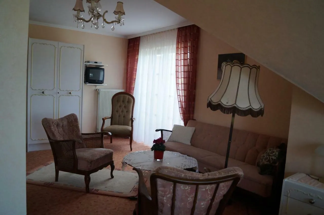 Pension Kordula Straub Waldfenster Guest house